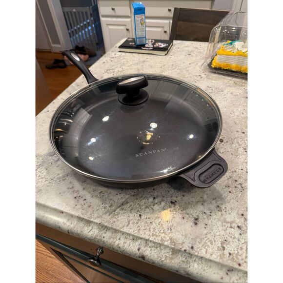 Scanpan ES5 12.5” Skillet with Lid EUC - Picture 1 of 7